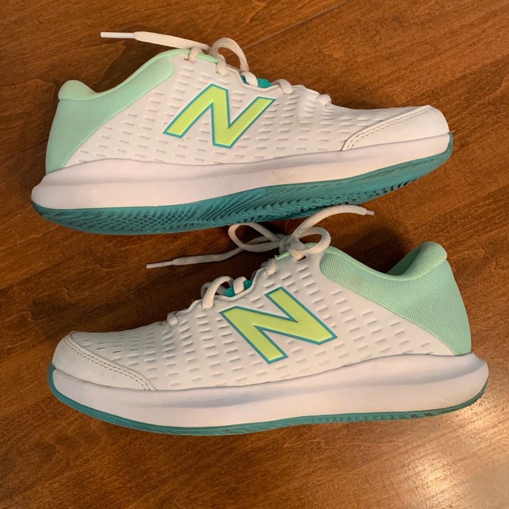 New Balance Tennis Hard Court Shoes